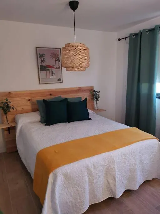 Apartamento Con Vistas Al Mar En El Centro De קורלחו דירה